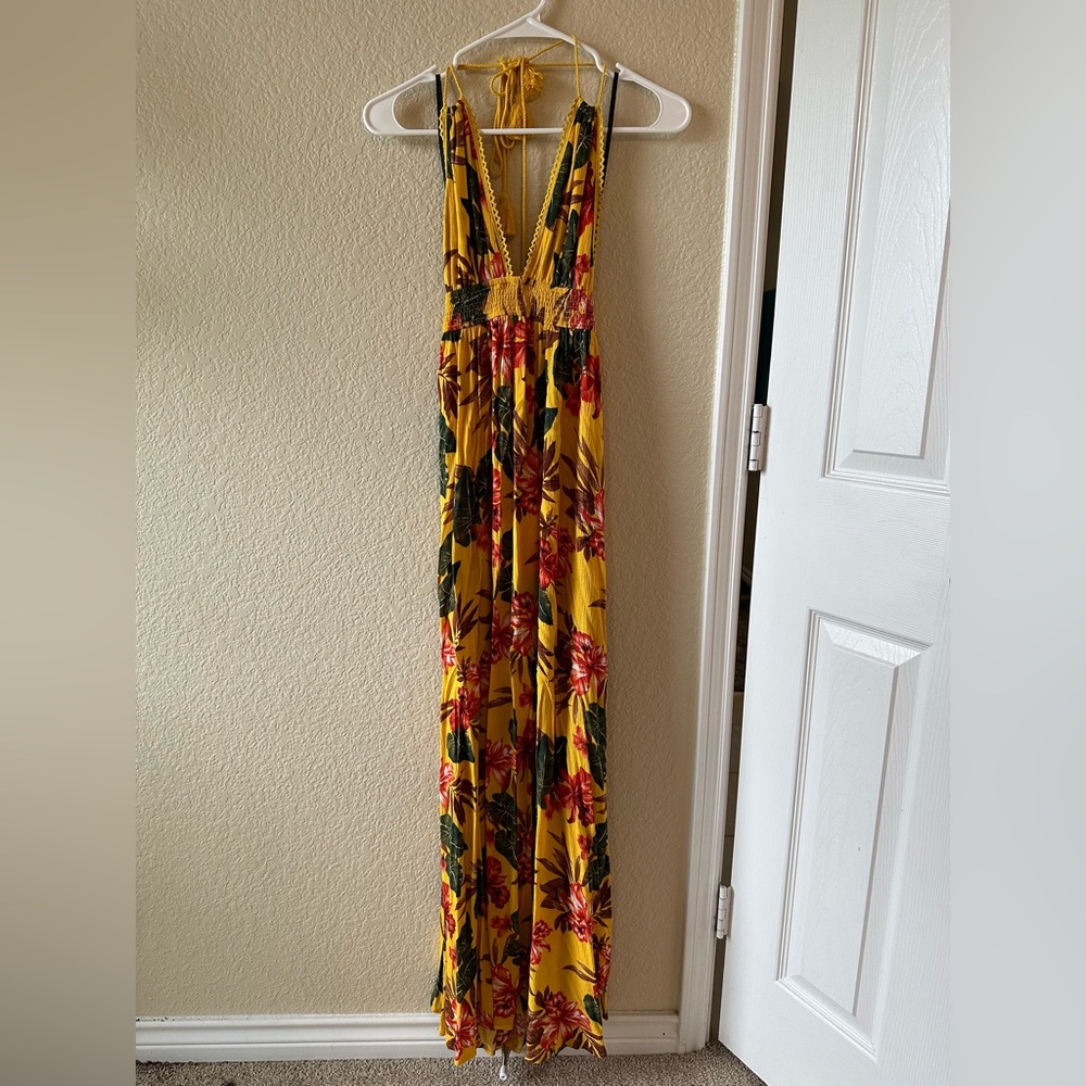 Forever 21 halter dress